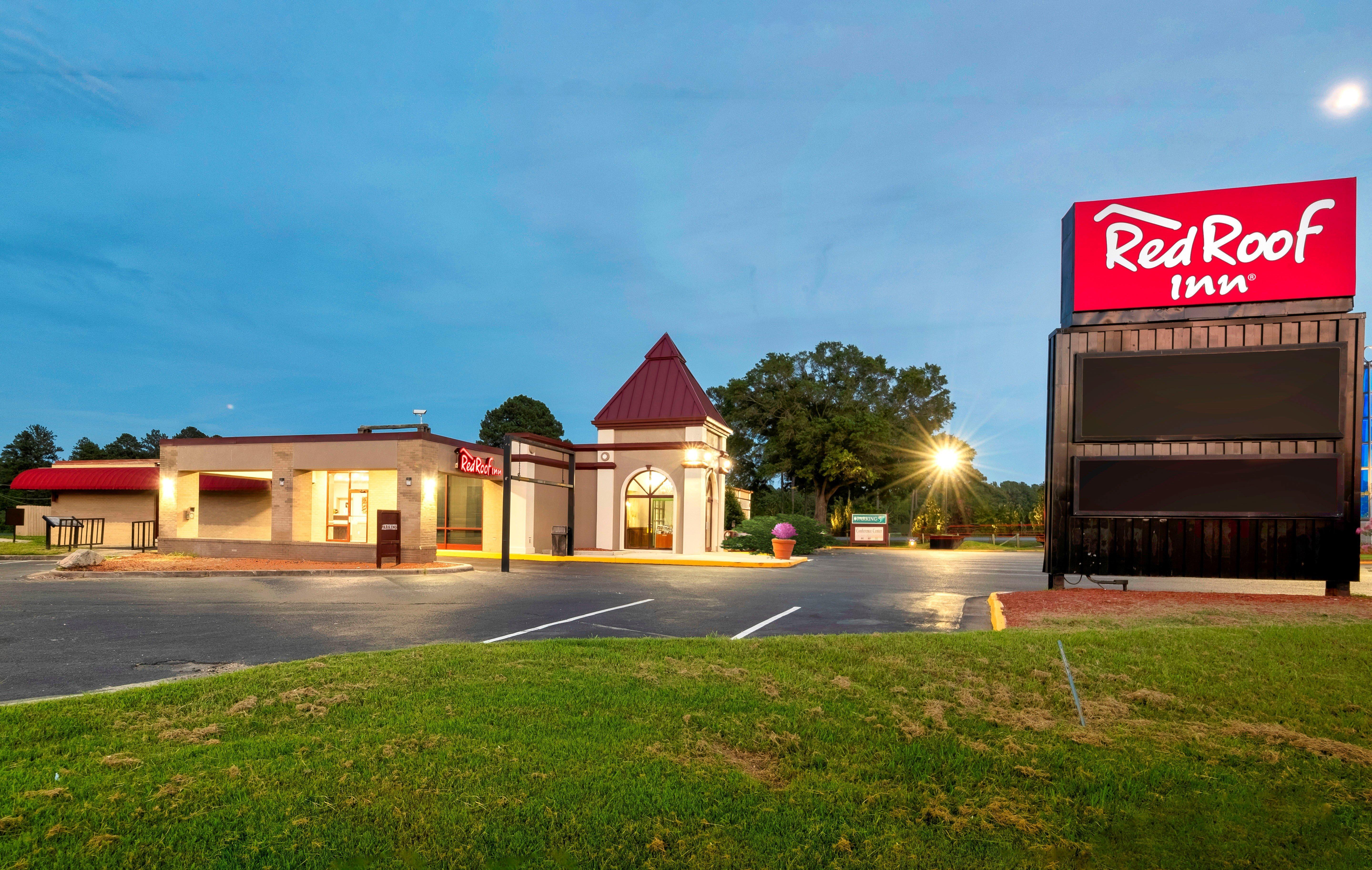 Red Roof Inn Petersburg - Fort Lee Exterior photo